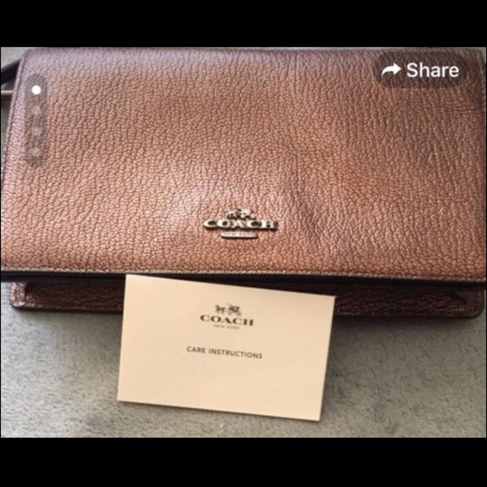 Clutch purse